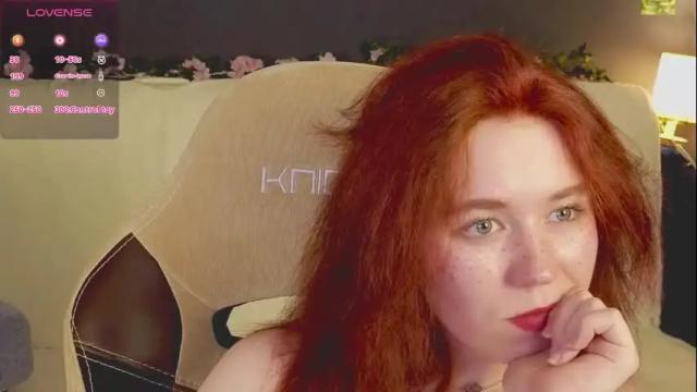 Image 12 of kwiinela Stream on Chaturbate on 1 month ago