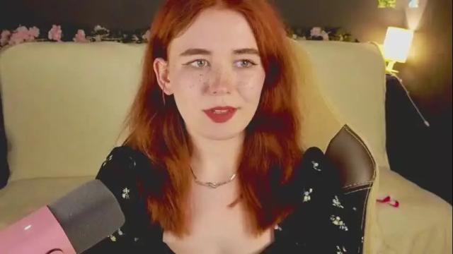 Image 2 of kwiinela Stream on Chaturbate on 1 month ago