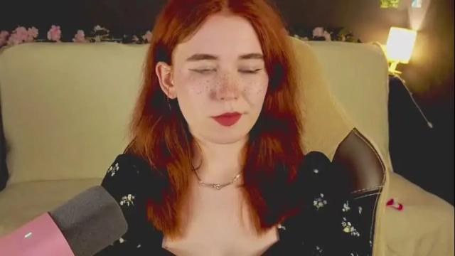 Image 3 of kwiinela Stream on Chaturbate on 1 month ago