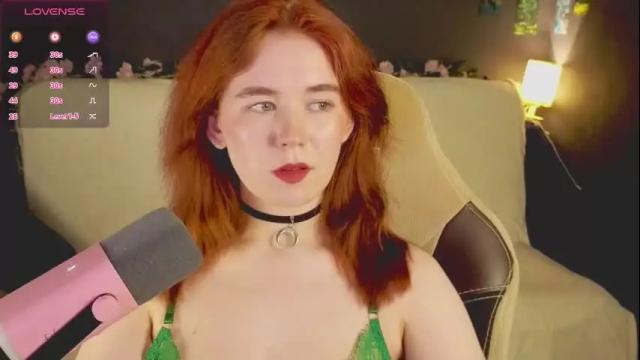 Image 3 of kwiinela Stream on Chaturbate on 22 days ago