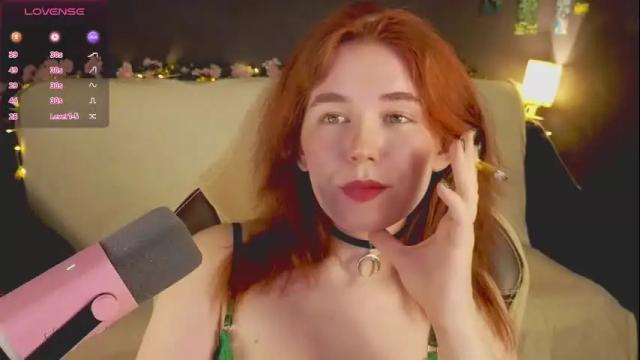 Image 7 of kwiinela Stream on Chaturbate on 22 days ago