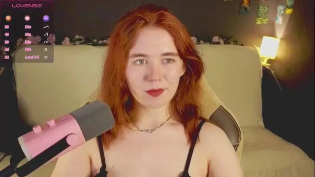 Image 4 of kwiinela Stream on Chaturbate on 21 days ago