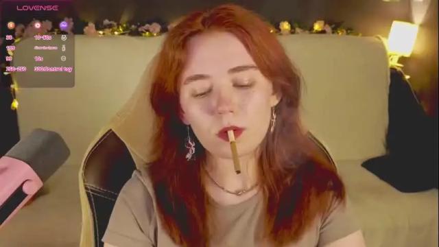 Image 12 of kwiinela Stream on Chaturbate on 19 days ago