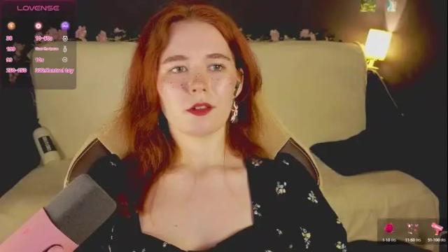 Image 3 of kwiinela Stream on Chaturbate on 14 days ago