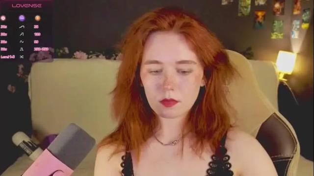 Image 12 of kwiinela Stream on Chaturbate on 10 days ago