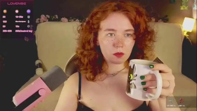 Image 6 of kwiinela Stream on Chaturbate on 7 days ago