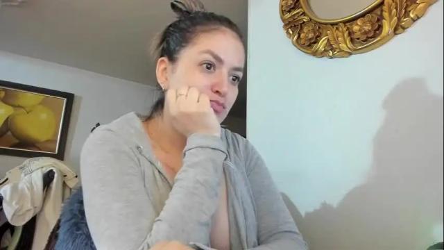 Image 2 of kyhara Stream on Chaturbate on 15 days ago