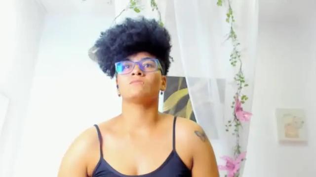 Image 6 of kyla_malik Stream on Chaturbate on 20 months ago