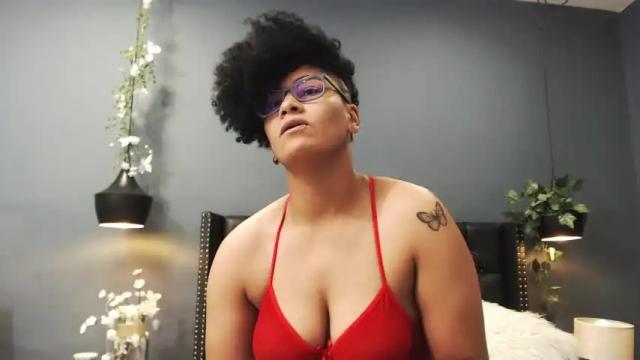 Image 2 of kyla_malik Stream on Chaturbate on 19 months ago