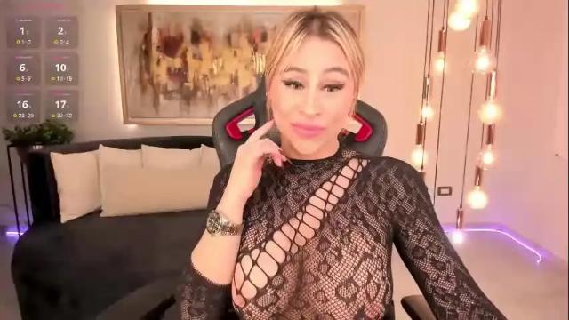 Image 2 of kylie_cooper Stream on Chaturbate on 1 month ago