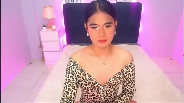 Image 4 of kylie_cums Stream on Chaturbate on 1 month ago