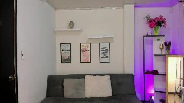 Thumbnail 1, kylie_fire's Stream at Chaturbate, 1 month ago