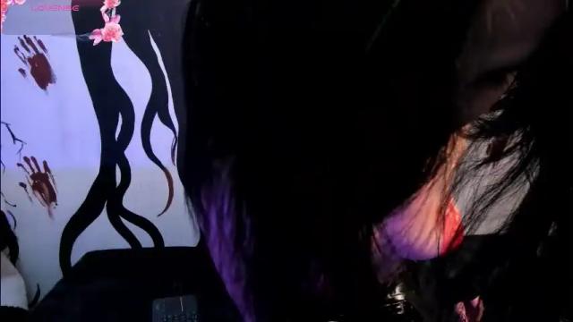 Image 3 of kylie_foxx1 Stream on Chaturbate on 2 months ago