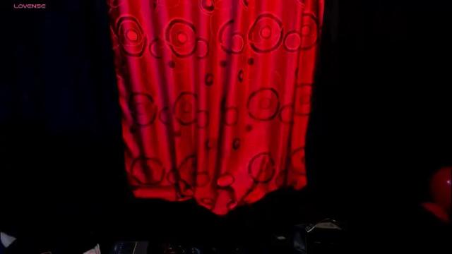 Image 2 of kylie_foxx1 Stream on Chaturbate on 2 months ago