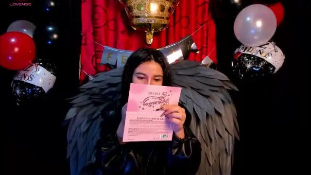 Image 10 of kylie_foxx1 Stream on Chaturbate on 2 months ago