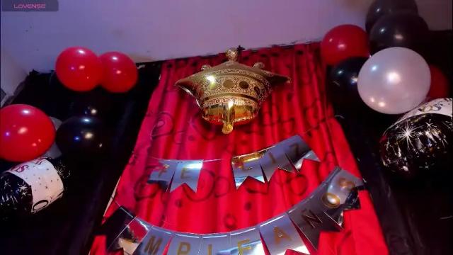 Image 4 of kylie_foxx1 Stream on Chaturbate on 2 months ago