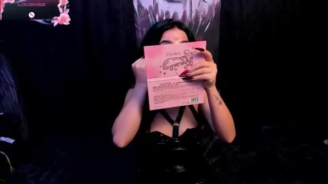 Image 12 of kylie_foxx1 Stream on Chaturbate on 1 month ago