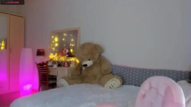 Image 6 of kylie_ginger Stream on Chaturbate on 25 months ago