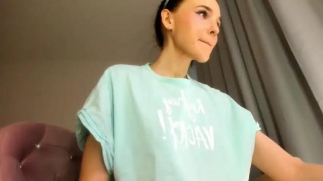 Image 3 of kylie_ginger Stream on Chaturbate on 24 months ago