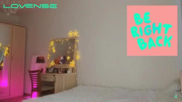 Image 4 of kylie_ginger Stream on Chaturbate on 24 months ago