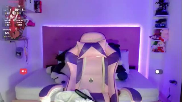 Image 6 of kylie_hottt_ Stream on Chaturbate on 11 days ago