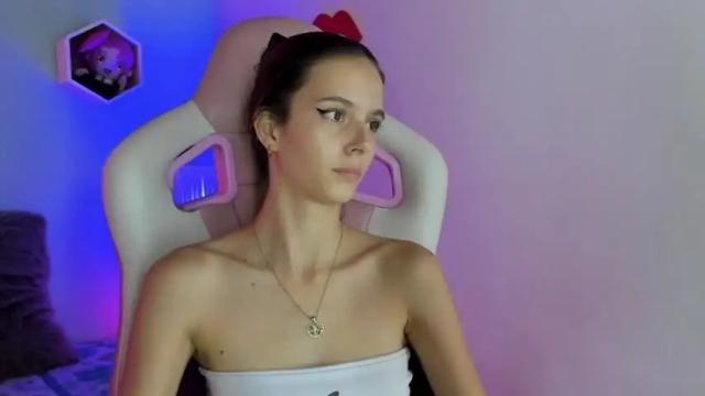 Image 8 of kylie_karter Stream on Chaturbate on 16 months ago