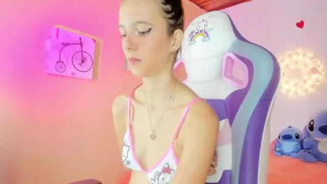 Image 10 of kylie_karter Stream on Chaturbate on 14 months ago