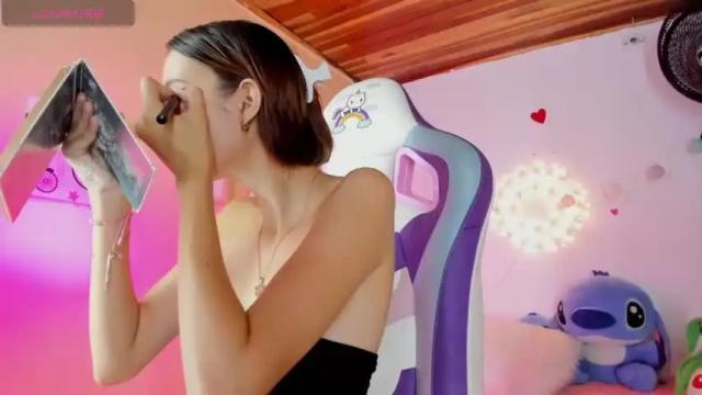 Image 6 of kylie_karter Stream on Chaturbate on 14 months ago