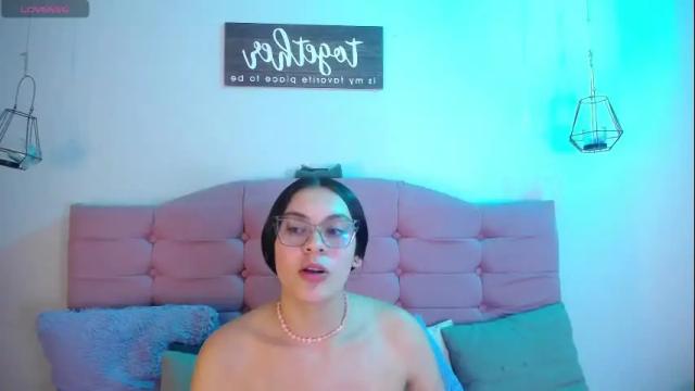 Image 10 of kylie_ls Stream on Chaturbate on 1 month ago