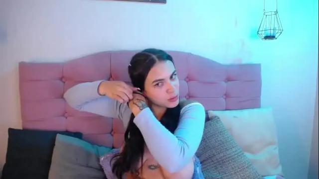 Image 12 of kylie_ls Stream on Chaturbate on 19 days ago