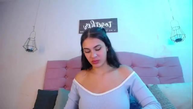 Image 4 of kylie_ls Stream on Chaturbate on 19 days ago