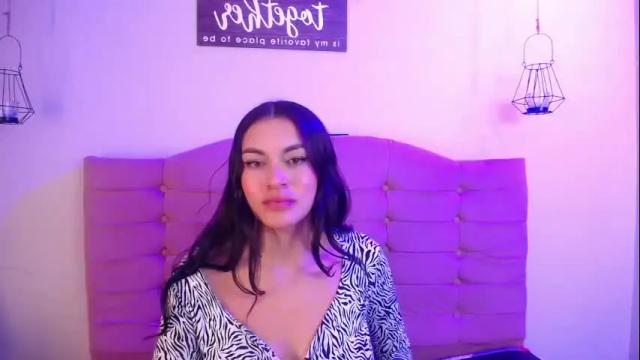 Image 4 of kylie_ls Stream on Chaturbate on 4 days ago