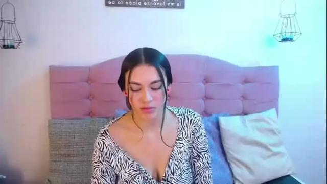 Image 8 of kylie_ls Stream on Chaturbate on 4 days ago