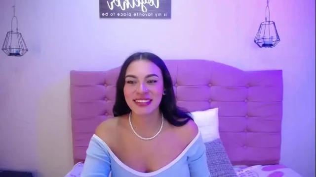 Image 6 of kylie_ls Stream on Chaturbate on 1 month ago