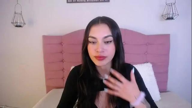 Image 8 of kylie_ls Stream on Chaturbate on 2 months ago