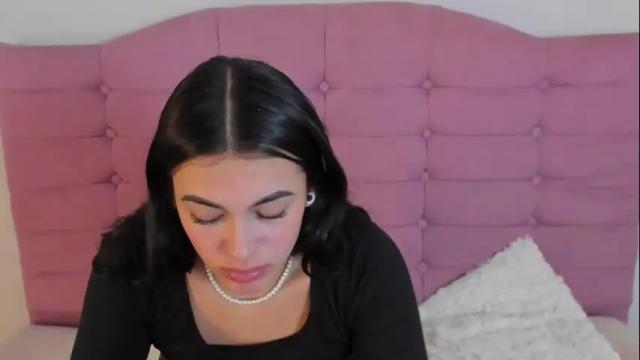 Image 12 of kylie_ls Stream on Chaturbate on 2 months ago