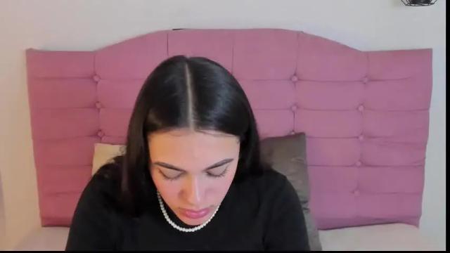 Image 6 of kylie_ls Stream on Chaturbate on 1 month ago