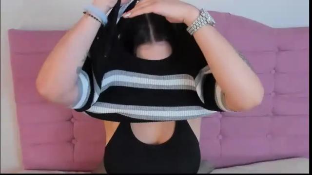 Image 10 of kylie_ls Stream on Chaturbate on 1 month ago