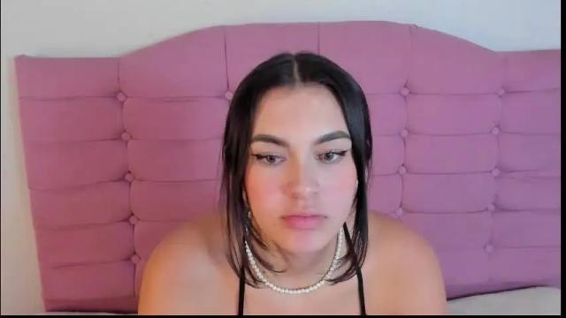 Image 6 of kylie_ls Stream on Chaturbate on 1 month ago