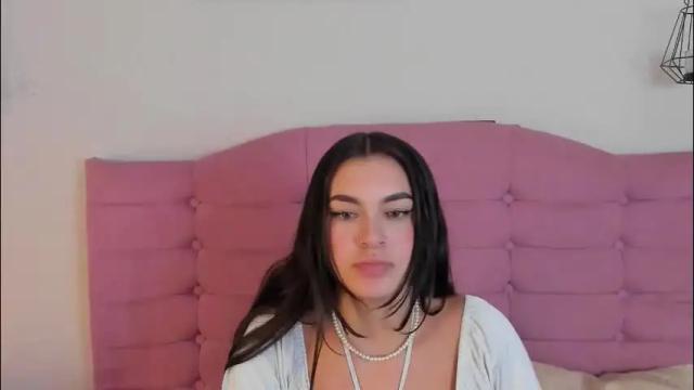 Image 7 of kylie_ls Stream on Chaturbate on 1 month ago