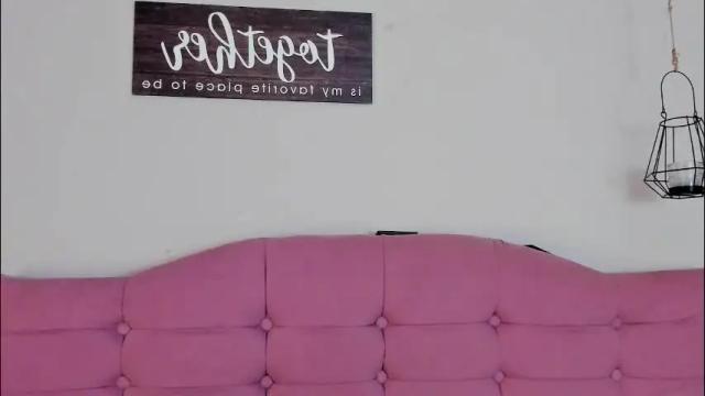Image 6 of kylie_ls Stream on Chaturbate on 1 month ago