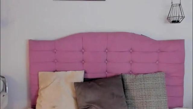 Image 6 of kylie_ls Stream on Chaturbate on 1 month ago