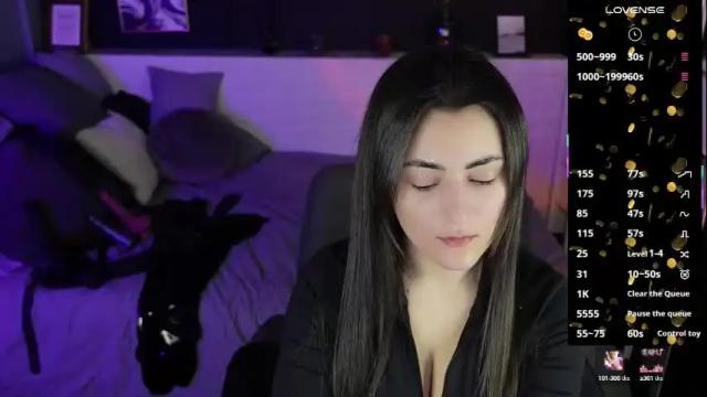 Image 3 of kylie_mellow Stream on Chaturbate on 27 days ago