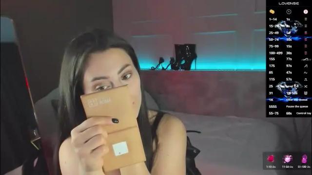 Image 8 of kylie_mellow Stream on Chaturbate on 1 month ago