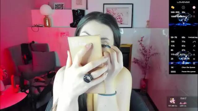 Image 10 of kylie_mellow Stream on Chaturbate on 1 month ago