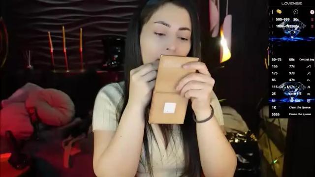 Image 4 of kylie_mellow Stream on Chaturbate on 27 days ago