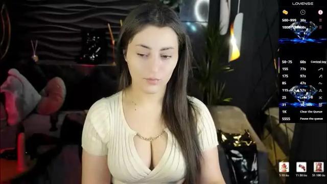 Image 4 of kylie_mellow Stream on Chaturbate on 1 month ago