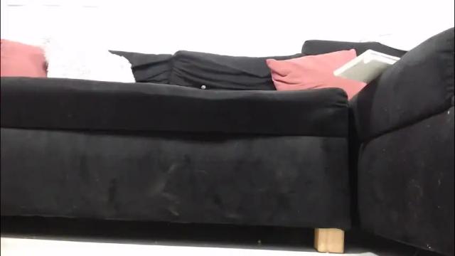Image 4 of kylie_moo Stream on Chaturbate on 4 days ago