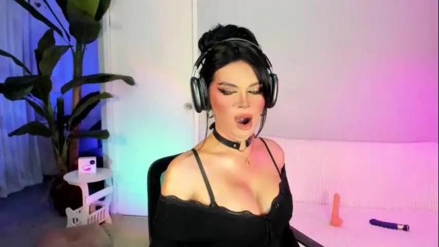 Image 10 of kylie_necor Stream on Chaturbate on 25 days ago