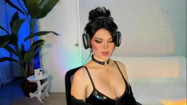 Image 4 of kylie_necor Stream on Chaturbate on 11 days ago